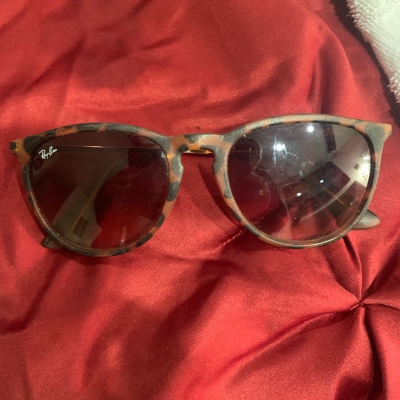 Ray bans tortoise for men or women - Picture 3 of 4